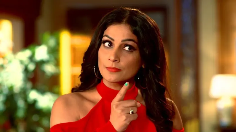 Shweta Gets Chitra's Phone Call