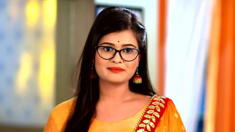 Sunita Helps Jhilli