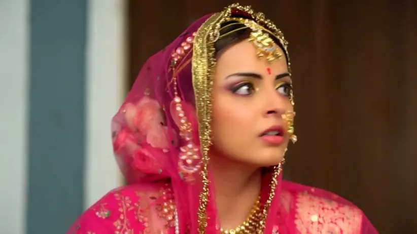 Will Maitree Drop Nandini at the Hospital? | Maitree