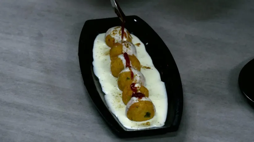 Upwasache Dahi Wade, Nuggets and Basundi