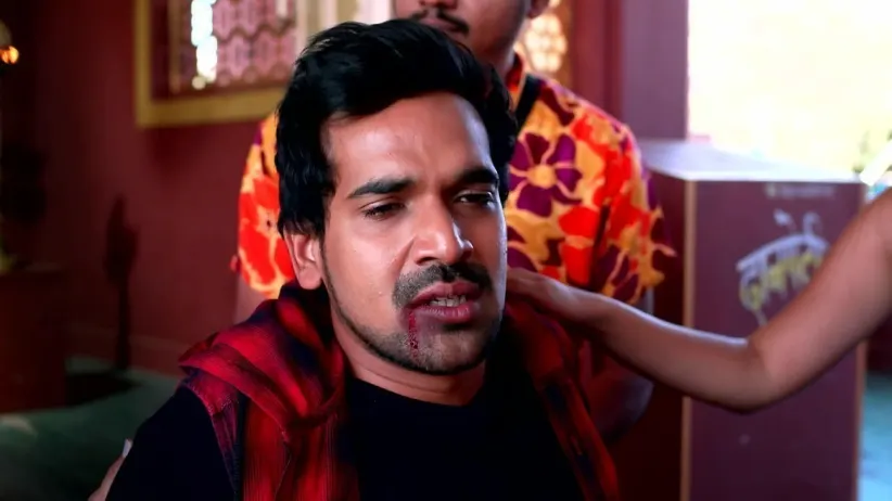 Prabhas Circumambulates the Temple