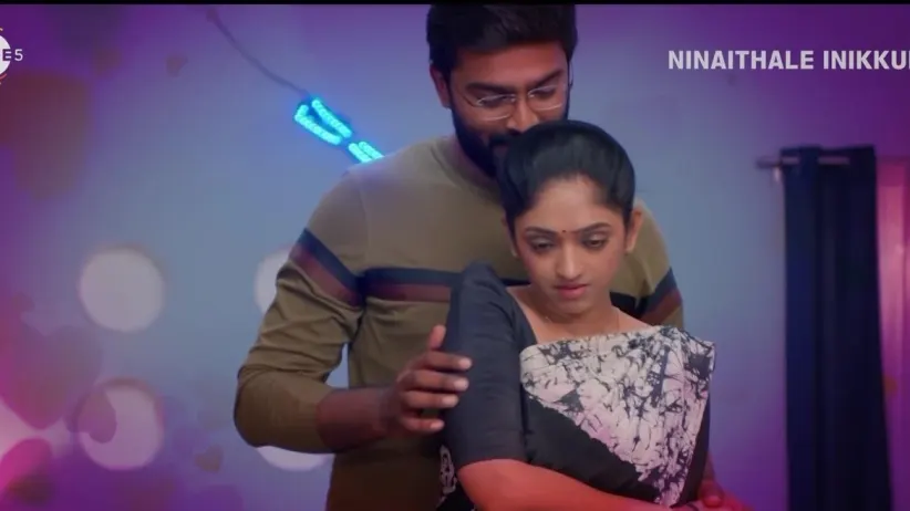 Siddharth and Bommi's Love | Valentine's Day Ninaithale Innikkum Mashup | Promo