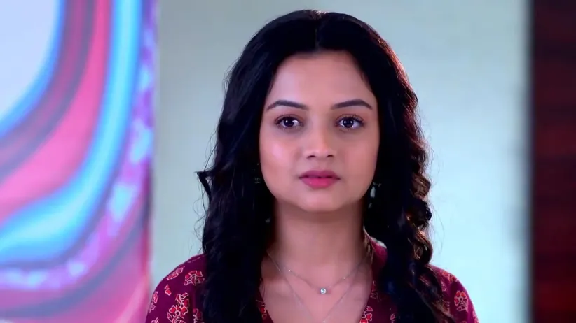 Mayuri Wants to Keep Megh Away