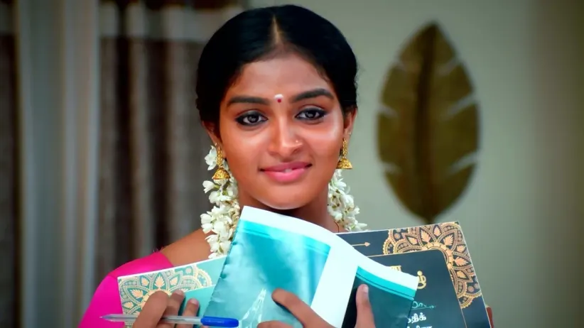 Deepa Discovers Her Love for Karthikeyan
