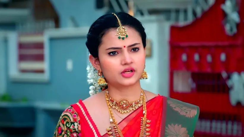 Shiva Threatens Nakshatra