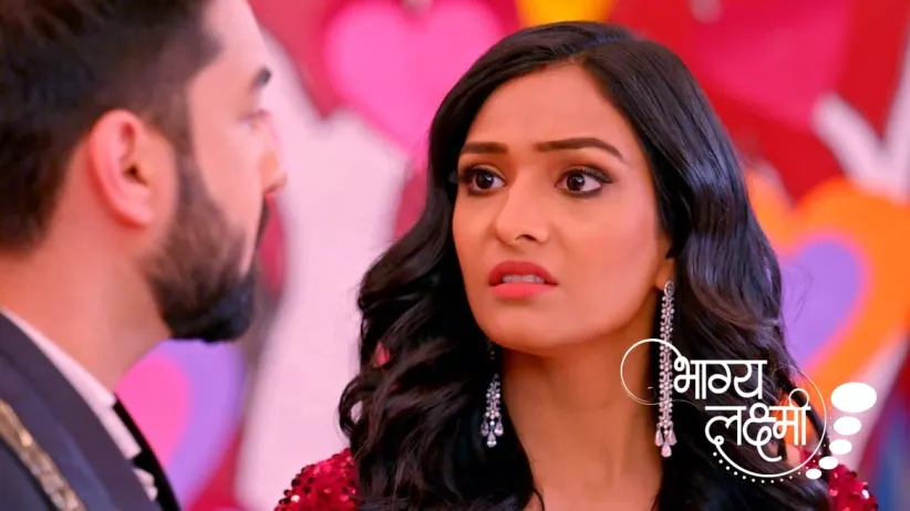 Rishi Comes to the Party with Lakshmi