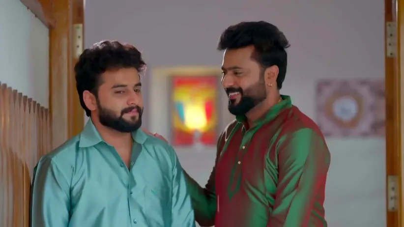 Nakashatra Impresses Akhil's Family | Shyamambaram