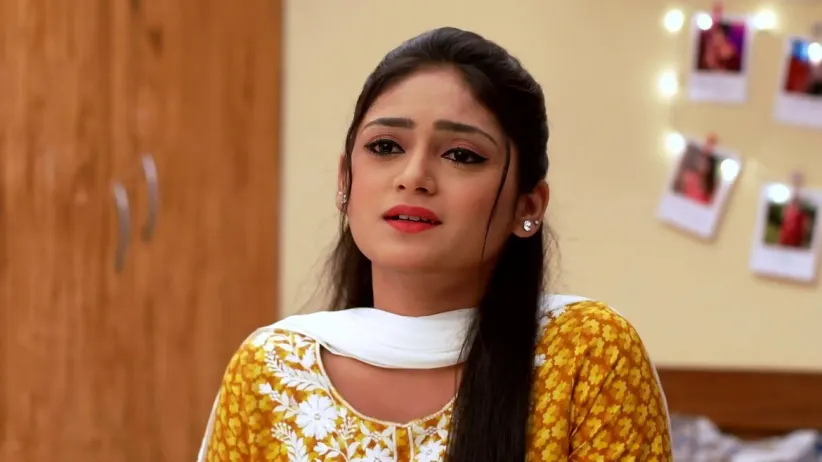 Sarika Tries to Reason with Vikrant