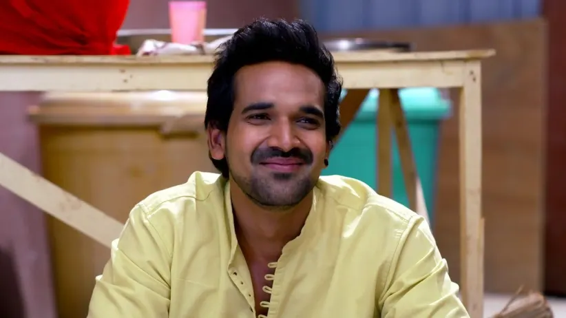 Prabhas Works as a Labourer