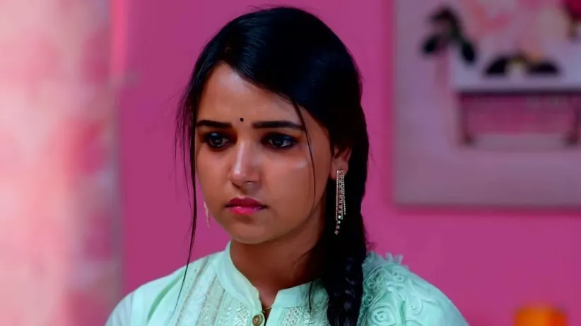 Raju Tries to Save Mandaram