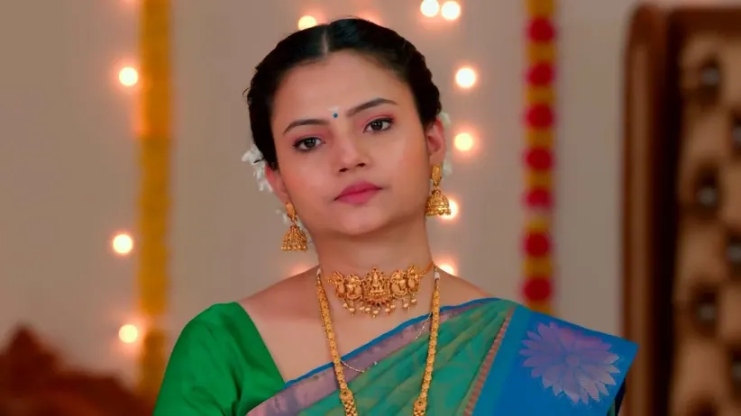 Karthigai Deepam - March 02, 2023 - Best Scene