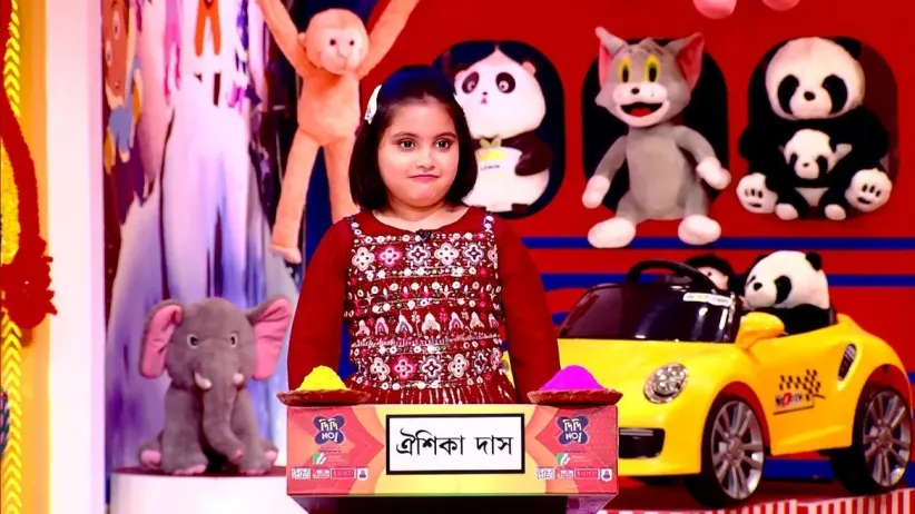 Rachana Interacts with Young Contestants