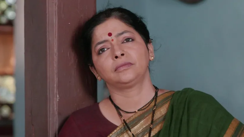Gopinath Steals from Radhakka's House