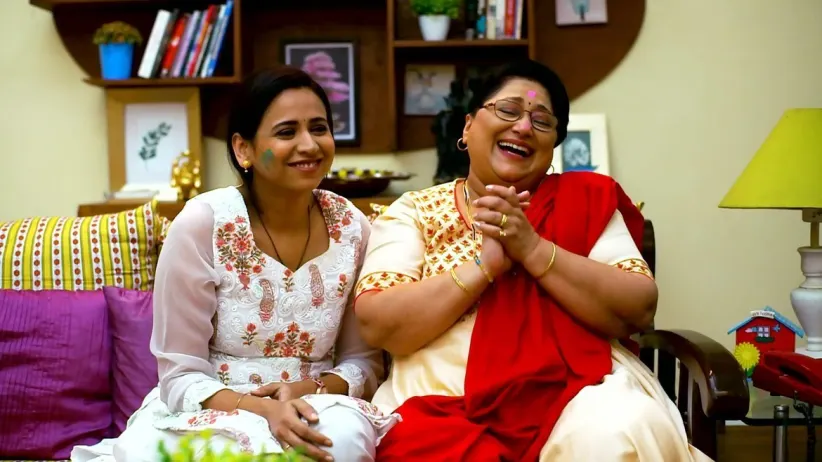 The Mantris Celebrate the Festival of Colours