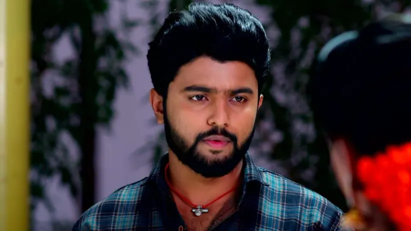 Deepak Accidentally Injures Prathap