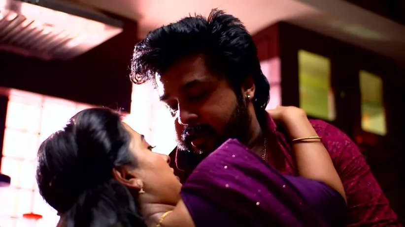 Sathyabhama Warns Shalini