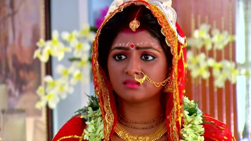 Sujata is Shocked Seeing Shyama