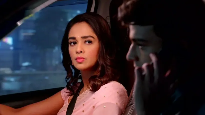 Ranbeer Calls Pallavi | Kumkum Bhagya