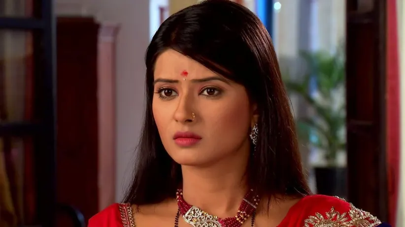 Shobha Waits for Aarti in the Hospital