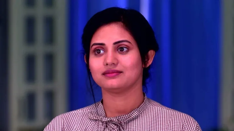 A Few Goons Threaten Dipika
