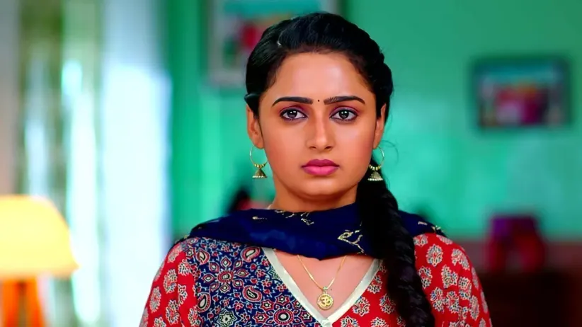 సుబ్బు, విశ్వనాథ్‌లకు క్షమాపణ చెబుతాడు రుద్ర