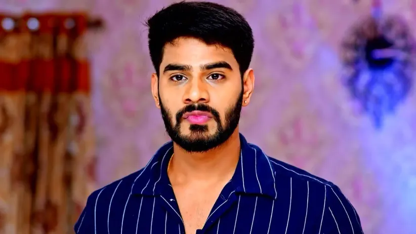 Jayanthi Scolds Akhil
