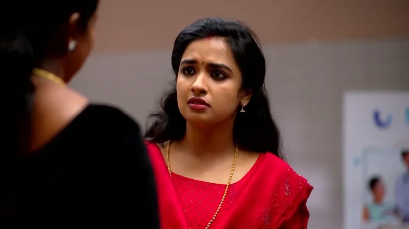 Shalini Thanks the Doctor | Kudumbashree Sharada