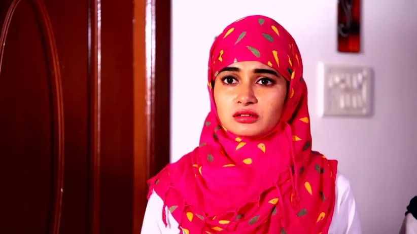 Indira Locks Roshni in the Room