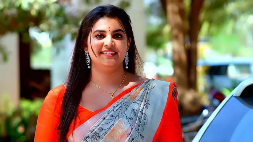 Srikar Puts Flowers in Niharika’s Hair