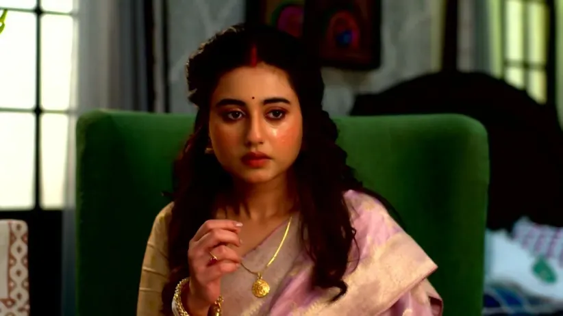 Shibani Tries to Slap Jhilmil
