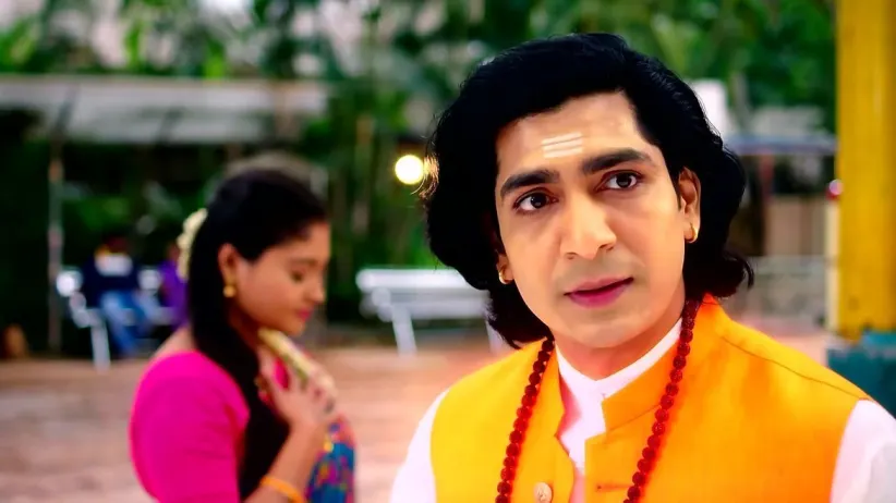 Shiva Prasad Refuses to Do the Votive Offering