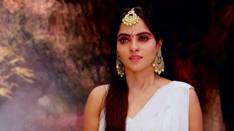 Bhavani Tries to Commit Suicide