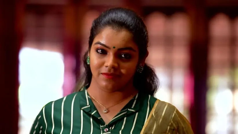 Sreelakshmi Threatens Shyama