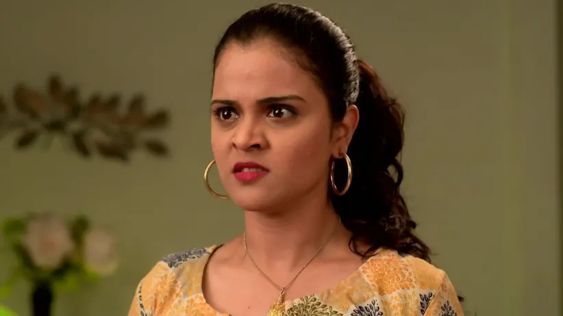 Mukta Rebukes Renuka for Her Words