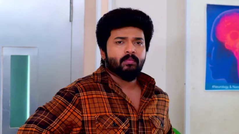 Karthikeyan Lies to Janaki