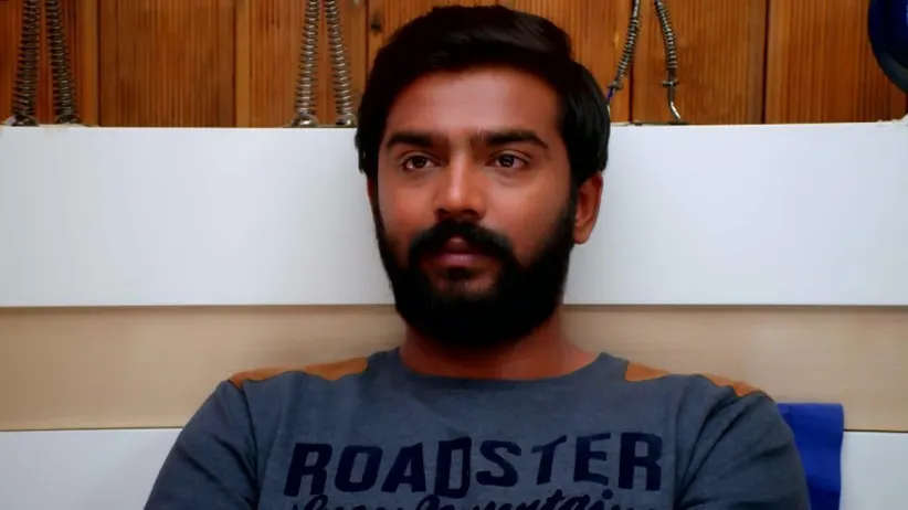 Anjalai Sets a Test for Kavya