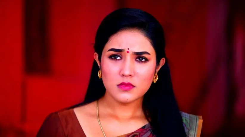 Mithra is Shocked to See Vinay's Parents