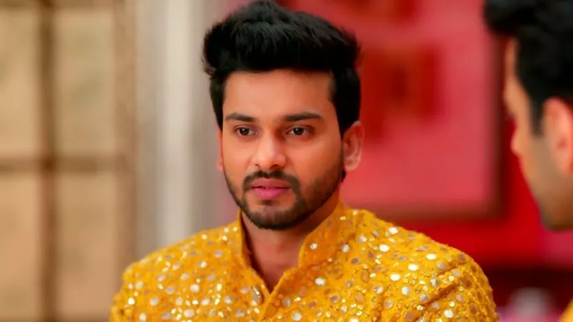 Ruhaan asks Haider for Advice