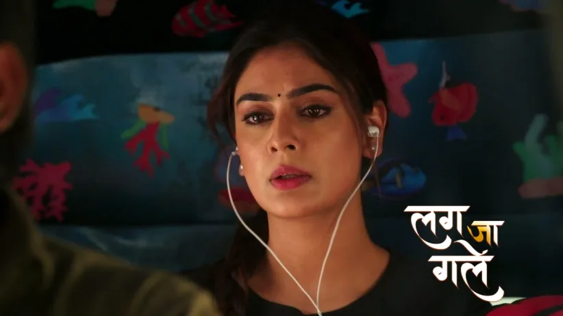 Meena Asks Sulochana for the Video