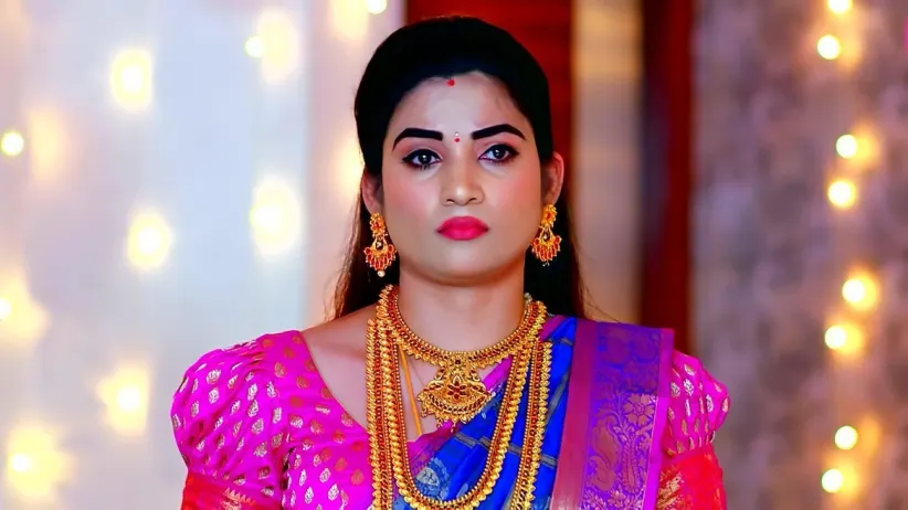 Malavika Questions Vaidehi