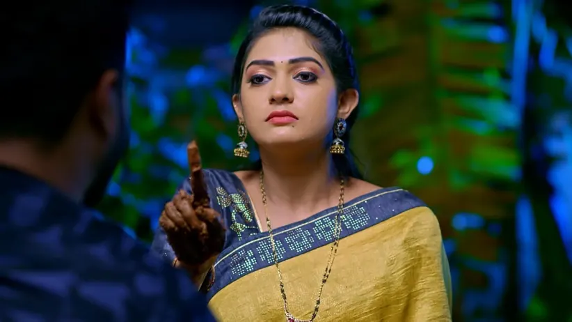 Damayanti Destroys the Idols