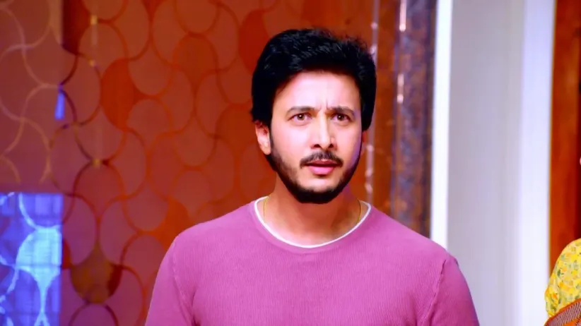 Karthik Lashes out at His Family