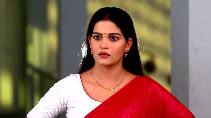 Kanha Scolds Shivani
