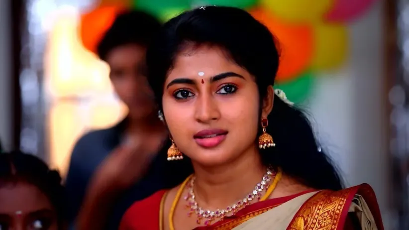 Krishnaveni is Impressed by Vanathi