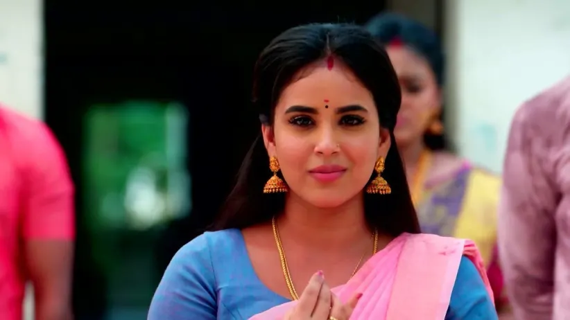 Amudha's Reply Stuns Pazhani