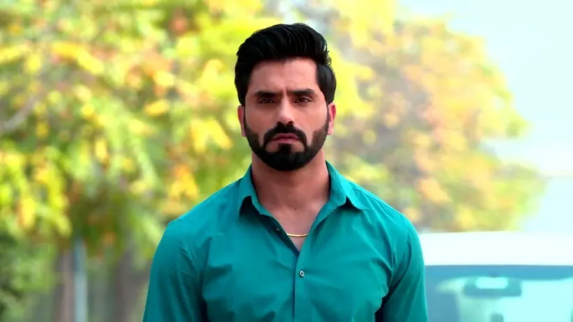 Araj Drops Diya at the Academy | Sanjha Sufna