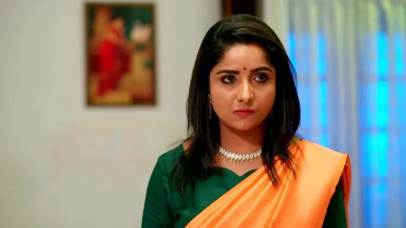 Lakshmi Pleads with Sachi