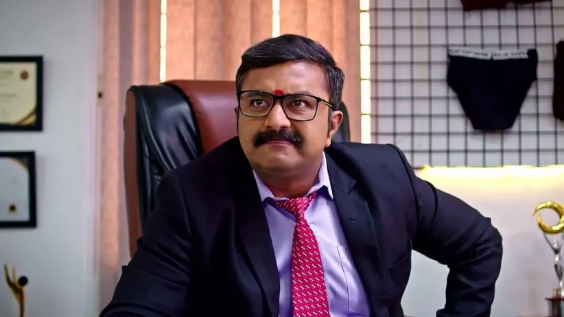 Shiva Prasad Scolds D Lingraj