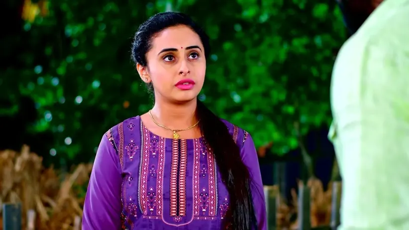 Bangaramma Learns about Kanthi's Lover
