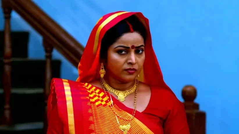 Asha Asks Meenakshi to Read English Text | Tikuli